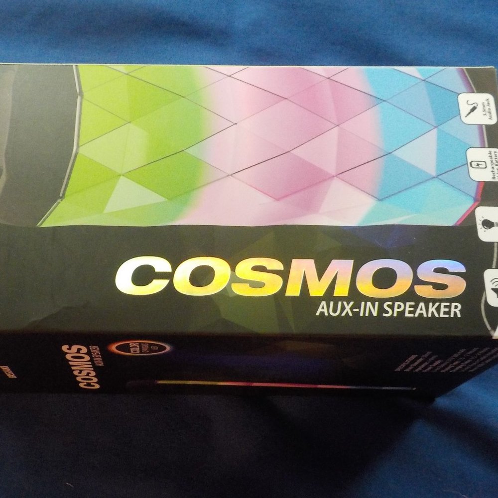 Cosmos Aux-in Speaker NIB use with android iPhone